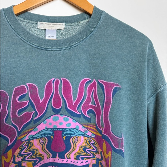 Skull graphic sweatshirt from Urban Outfitters - Picture 6 of 12